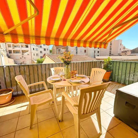 شقة T2 Sur Le Port De Avec Garage