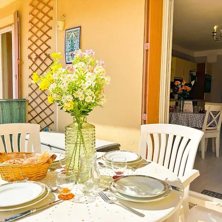 T2 Sur Le Port De Avec Garage *