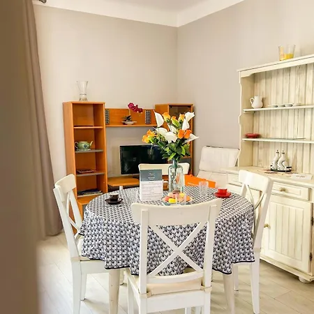 شقة T2 Sur Le Port De Avec Garage *